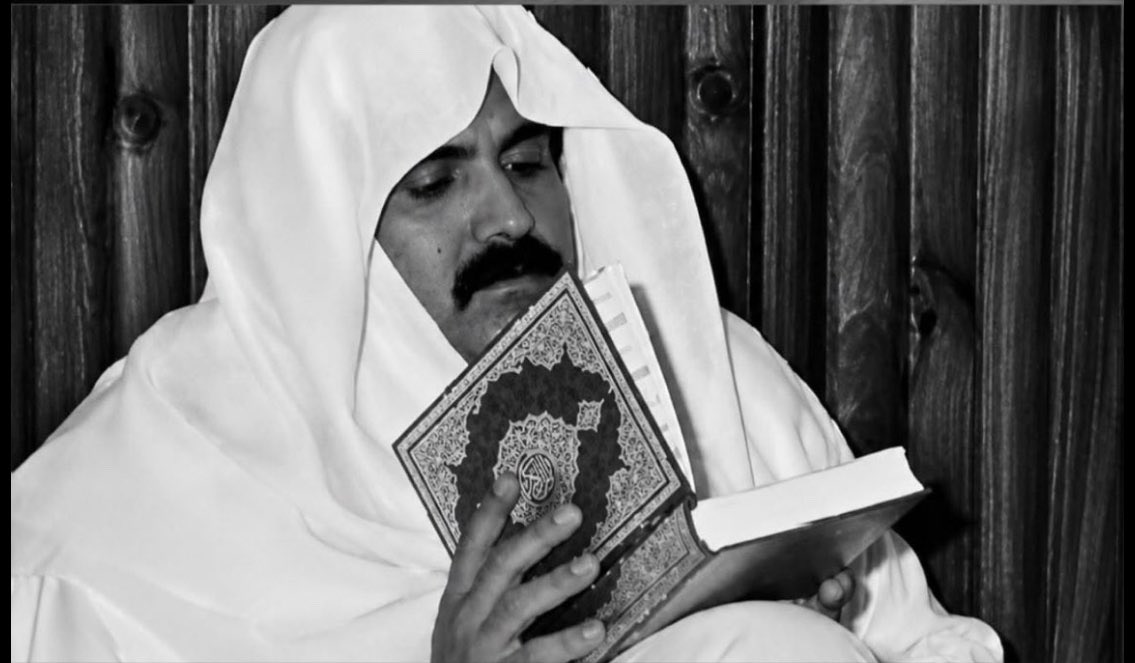 llmxsn's tweet photo. دفن الفقر ولبّس شعبه الغِنى
 يالله انك ترحمه وتغفر له وتتجاوز عنه https://t.co/jvADYHK7BB