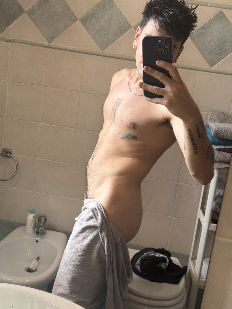 Francescocrave's tweet photo. https://t.co/SbKbIIhqpG