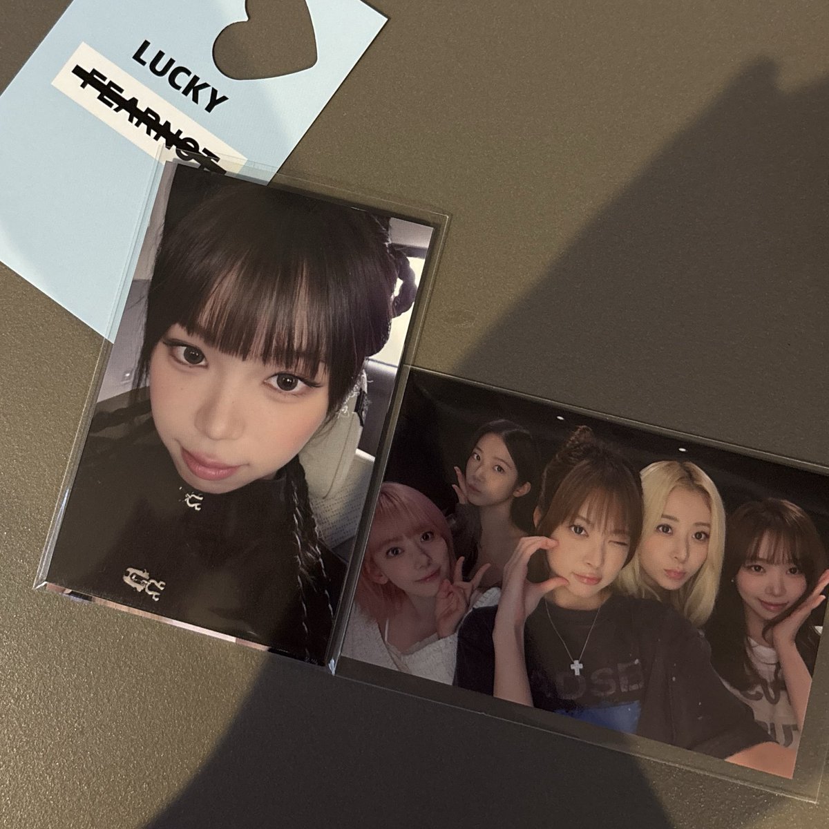 kkzzzang's tweet photo. 르세라핌 콘서트 위버스 피어나존 포카 양도

⭕️sell⭕️

1 set + 럭키 피어나 - 6.0

DM or https://t.co/0nRTCSWML9

wts weverse fearnot zone pc poca photocard pureflow 교환 양도 판매 LESSERAFIM lesserafim 김채원 사쿠라 허윤진 카즈하 홍은채 chaewon sakura yunjin kazuha eunchae https://t.co/H3wd3Y95k8