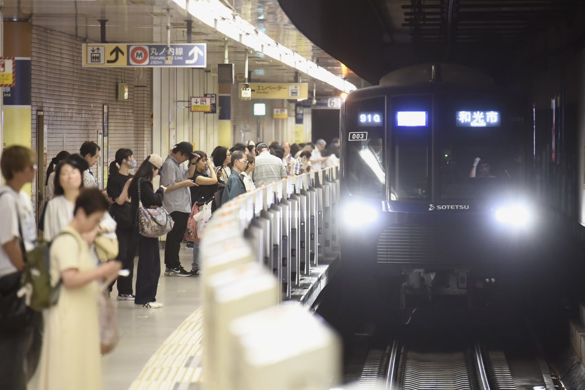 yodoexp2217's tweet photo. B1306K 東急5000系5157
B1308M 西武40000系40156  サムライブルーラッピング
B1467S メトロ10000系10022
B1391G 相鉄20000系20103
カラフルでした！ https://t.co/pcieTsKqUT