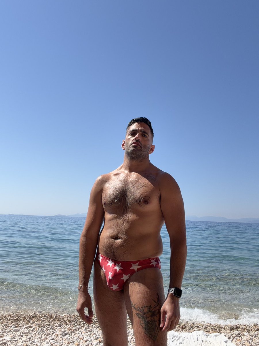 KoutsoubiL's tweet photo. Από αύριο δίαιτα 🙈🤦🏽‍♂️ https://t.co/5gG4GgfbvW