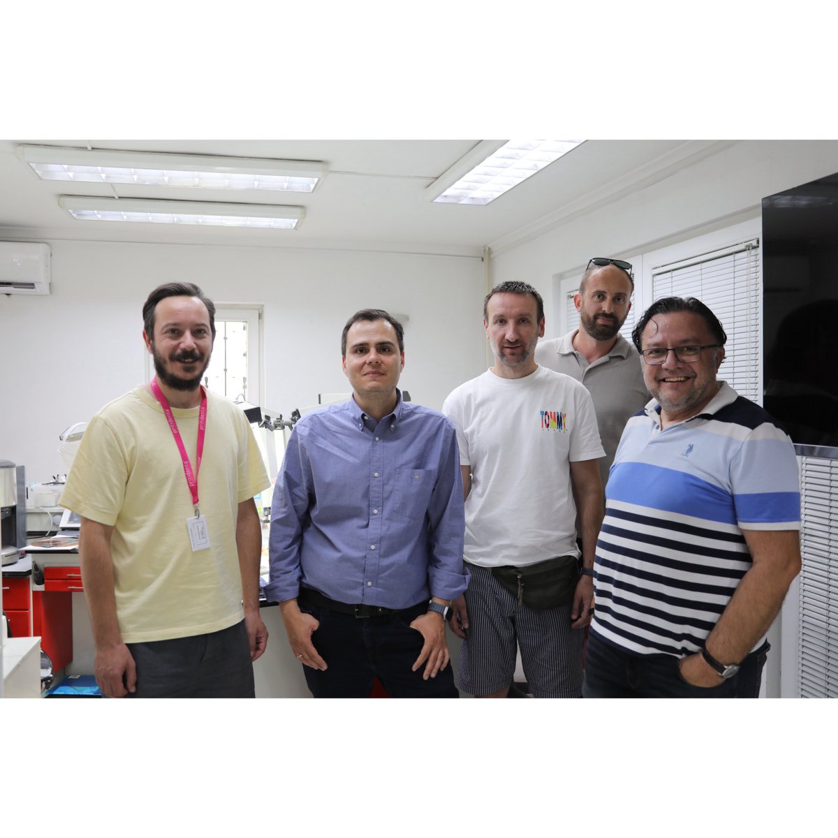 NikosMekias's tweet photo. 20_june_2026 Skopje SHOFU Vintage PRO Lecture & Hands-on.
#SHOFU #VintagePRO #VintageArtUniversal #dentaltechnician #nikosmekias https://t.co/iWki8YFbGE