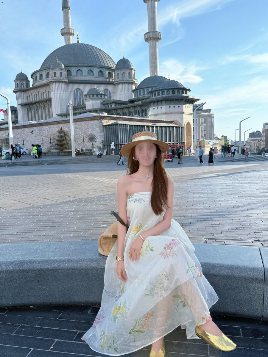 MeowZoe99's tweet photo. 🇹🇷世界的首都☀️
𝑻𝒉𝒆 𝑪𝒂𝒑𝒊𝒕𝒂𝒍 𝑶𝒇 𝑻𝒉𝒆 𝑾𝒐𝒓𝒍𝒅
完全是一座猫猫城
连着两天看了超美晚霞~💖 https://t.co/Tm8cqicwa6