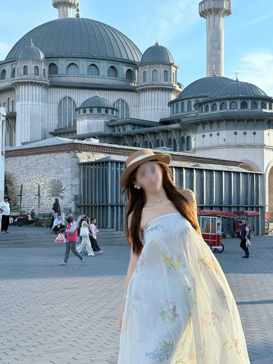 MeowZoe99's tweet photo. 🇹🇷世界的首都☀️
𝑻𝒉𝒆 𝑪𝒂𝒑𝒊𝒕𝒂𝒍 𝑶𝒇 𝑻𝒉𝒆 𝑾𝒐𝒓𝒍𝒅
完全是一座猫猫城
连着两天看了超美晚霞~💖 https://t.co/Tm8cqicwa6