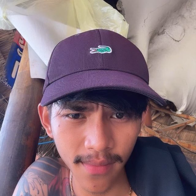 Soknadimr's tweet photo. មុខស្អាតហើយក្តធំទៀតស្ទាវខេត្តចង់មើលវីដេអូខលសាប់ក្នុងគ្រុបមាន🍌💦https://t.co/WVXY1n6s2O https://t.co/Yk4APwYQyi