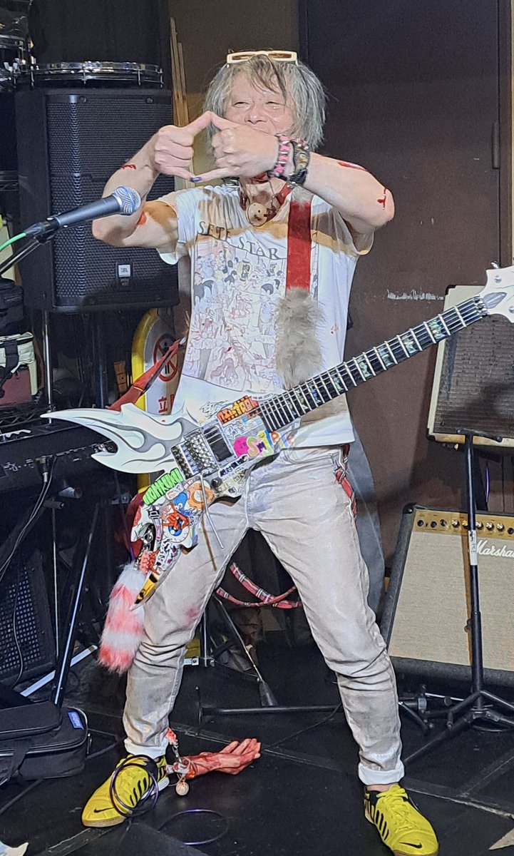 gore_ketsu's tweet photo. 🩸ありがとー！土曜の綱島フライドポテトポテト🩸
観にきてくれた皆さん、共演、スタッフの皆さん、誘ってくれた代理戦争's みんなありがとー(￣▽￣) https://t.co/Hb38ZkAYTO
