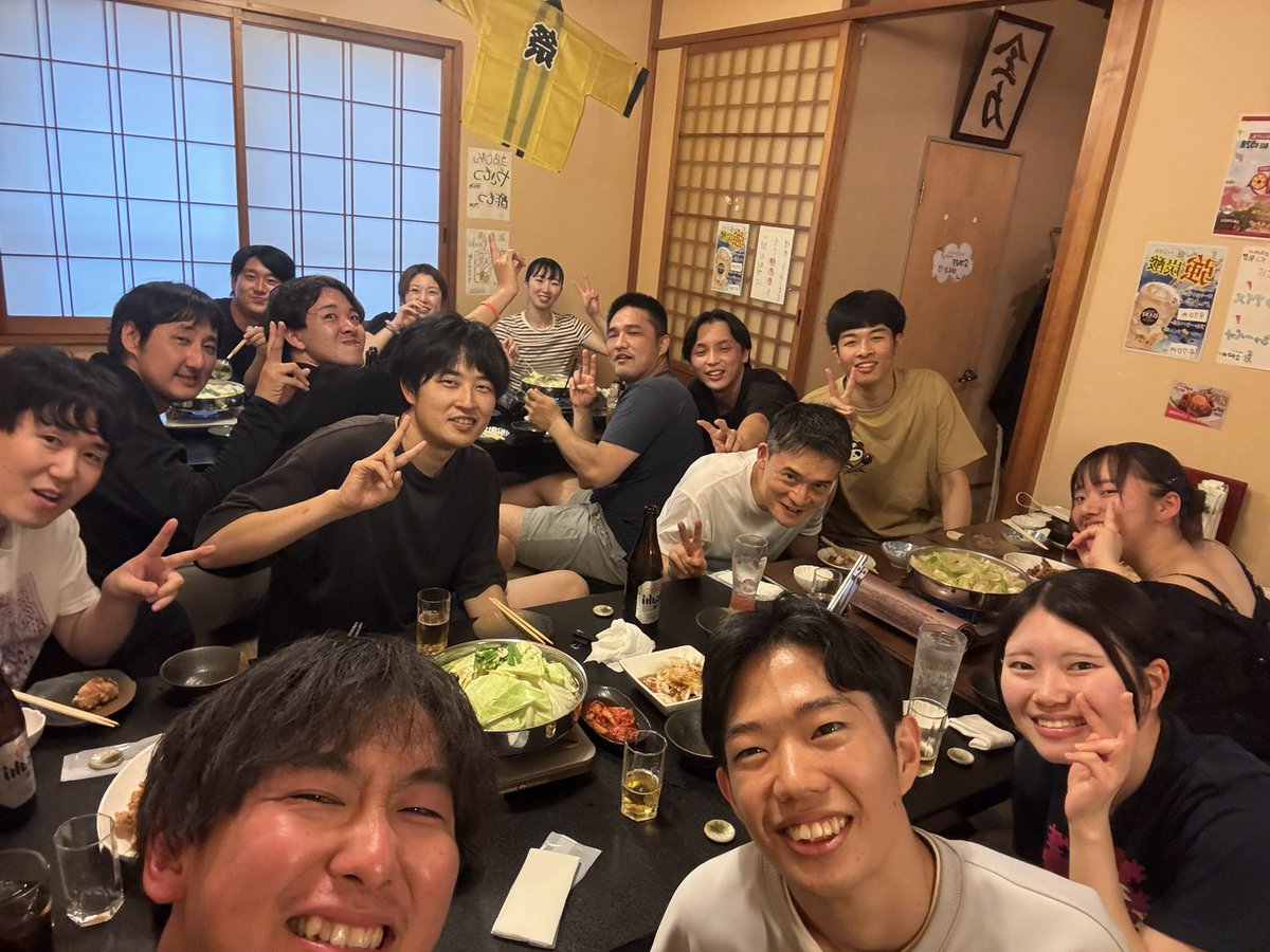 kokusimusou1722's tweet photo. 本日は午後からSmileSPさんとの練習試合でした。

今回は国士無双メンバー➕練習会に来てるメンバーを数名連れての練習試合を開催しました❗️

練習試合の最後の一本団体はとても盛り上がりました😊

終わった後はこちらも去年に引き続きもつ鍋で打ち上げ🍲

SmileSPさん本日はありがとうございました❗️ https://t.co/i3U9a4yMzv