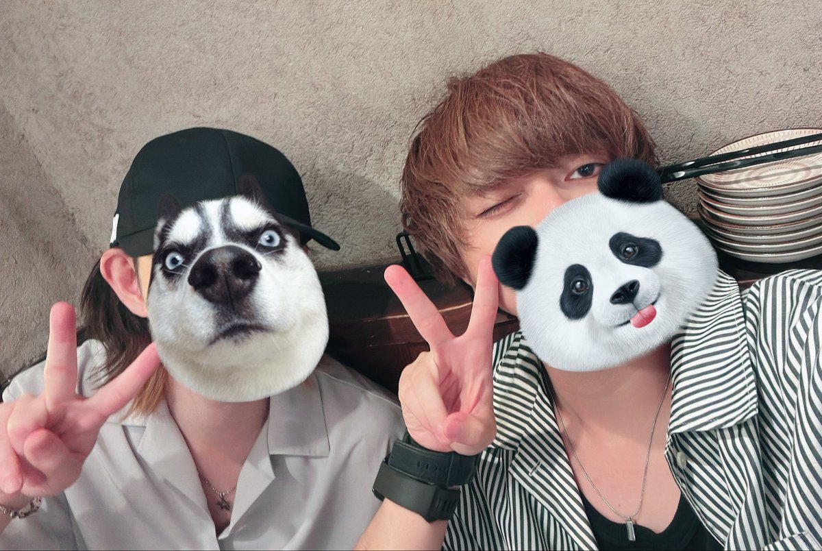 ityouyaku's tweet photo. ほしぞらの音楽館‼️‼️‼️
来てくれた方ありがとうございました‼️‼️‼️
悲しいことや悔しいこともたくさんあったけれでど仲良しメンバーでたくさん歌えて私は幸せです‼️‼️‼️😭😭😭
会場も暖かくて終始涙が止まらなかったです😭😭😭
本当にありがとうまた夏たくさん楽しもう‼️‼️‼️ https://t.co/eYKFSkwTdY