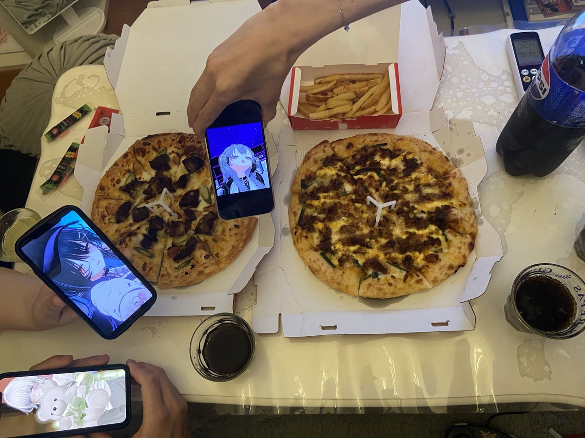 itumonemui_neko's tweet photo. 大宮オフ day3 最終日！
めっちゃ楽しかった

other memberも！

またオフ会します！🫶

ありがとう！！！ https://t.co/mhRgTlQITo
