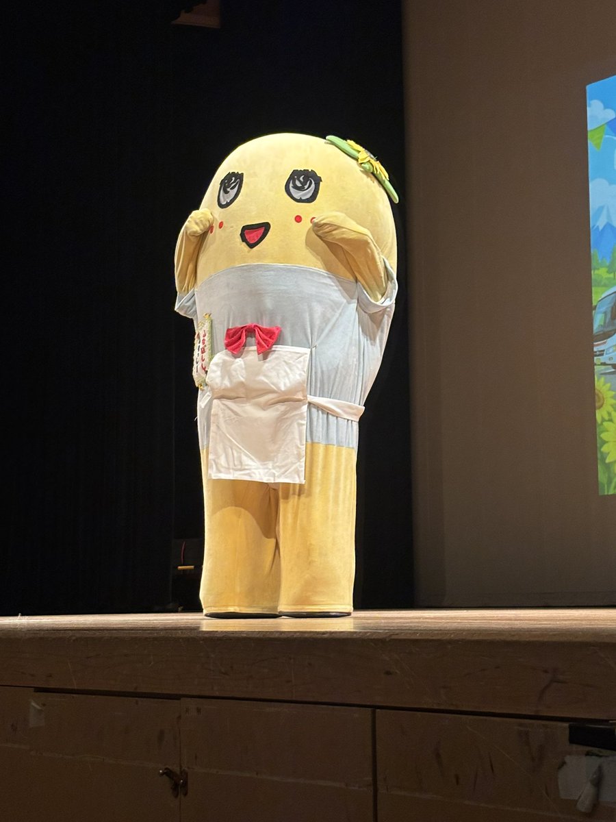 163_afn's tweet photo. @funassyi 
ふなっしー💛
暑い中、大阪に来てくれてありがとう！！
梨ミとっても楽しかった😆🏮👘 ✨️
まだ大阪居てるのかな？？
いっぱい満喫してね😊
たこ焼きも食べてね🐙
#ふなっしー https://t.co/V2hytrJIYp