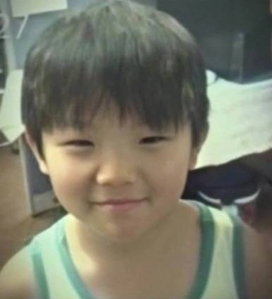 sosom_jgy's tweet photo. 어느쪽이 과거고 어느쪽이 현재인데? https://t.co/OvHMPDBhDf