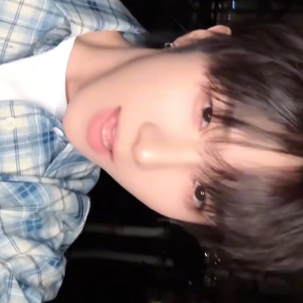 but1likeu's tweet photo. 진지하게 하는 말인데 너무 잘생기진 마 https://t.co/V3tjtPnxhm