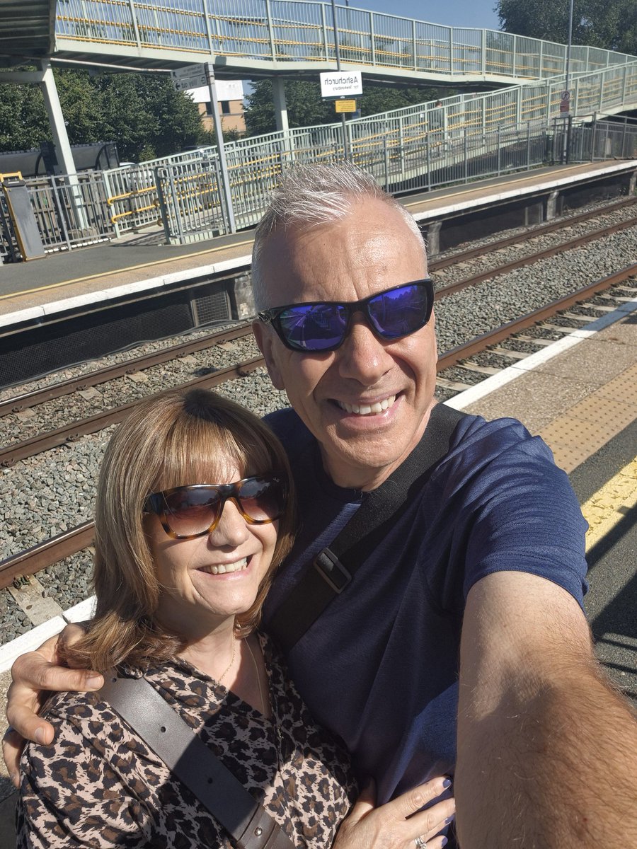 EUFCsteve's tweet photo. "Wouldn't it be good" to see @NikKershaw in Bath tonight? #NikKershaw #80s #Bath #Underway 😎🕺🎶☀️ https://t.co/L8FLL697GH