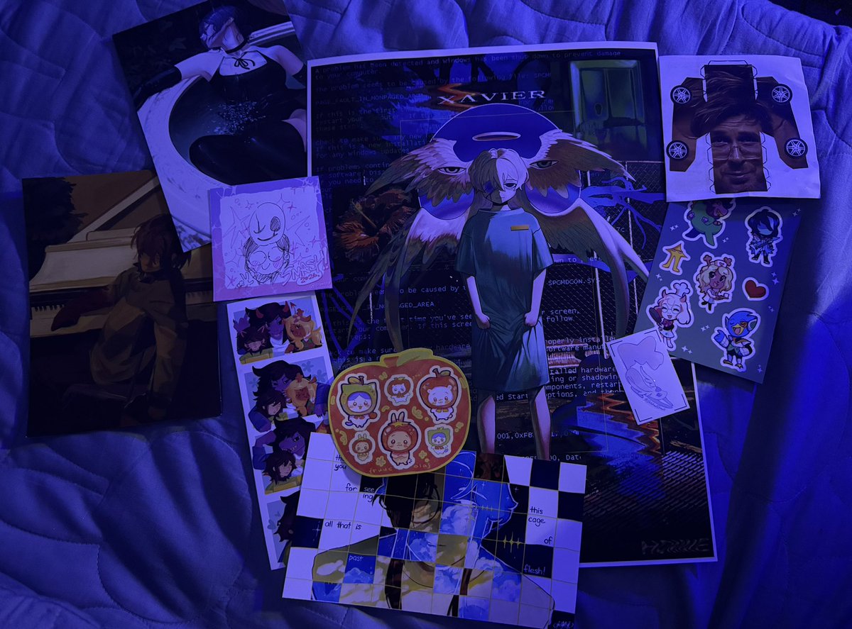 putthatflameout's tweet photo. everything I bought / received , someone gave me grillby drawing cause of my ita bag but I lost it 😢😢😭😭 https://t.co/yrUXQh5VvP