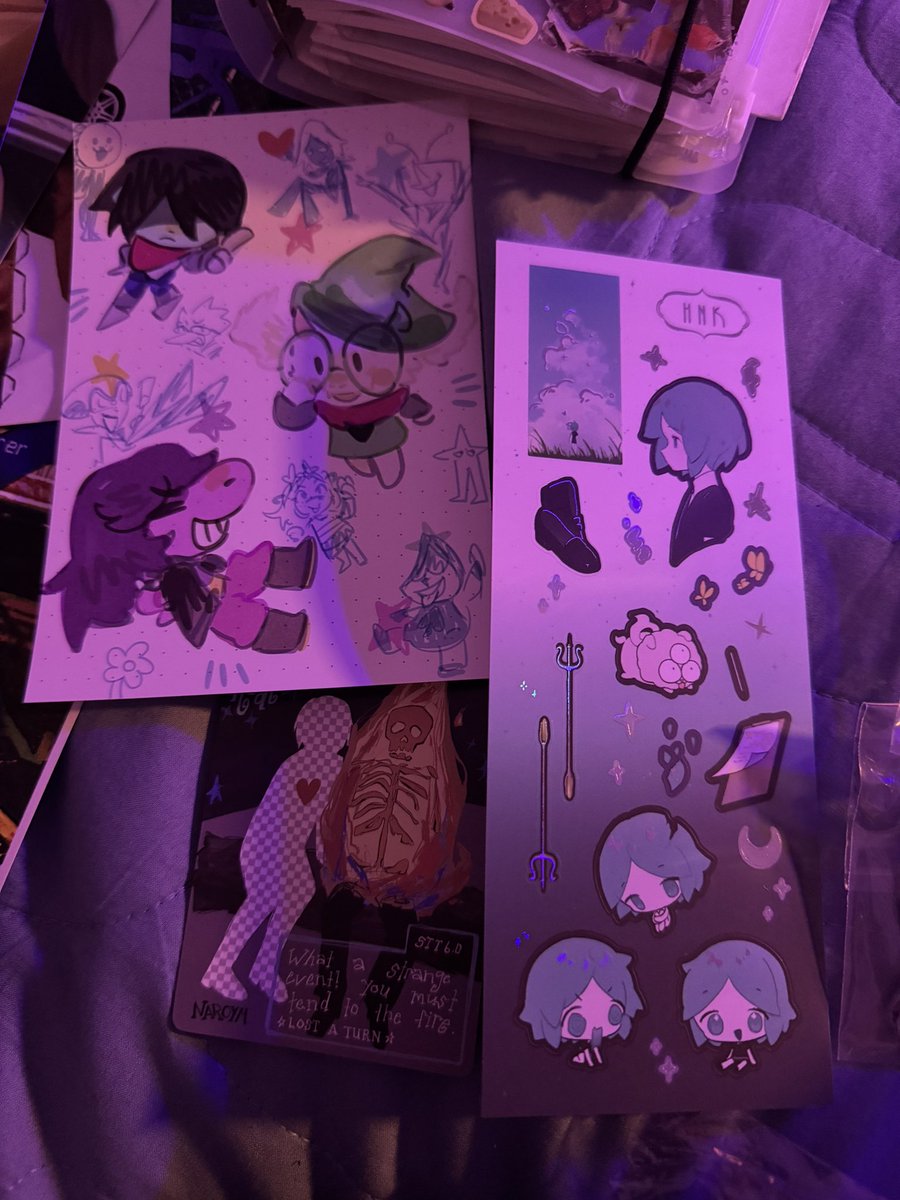 putthatflameout's tweet photo. everything I bought / received , someone gave me grillby drawing cause of my ita bag but I lost it 😢😢😭😭 https://t.co/yrUXQh5VvP