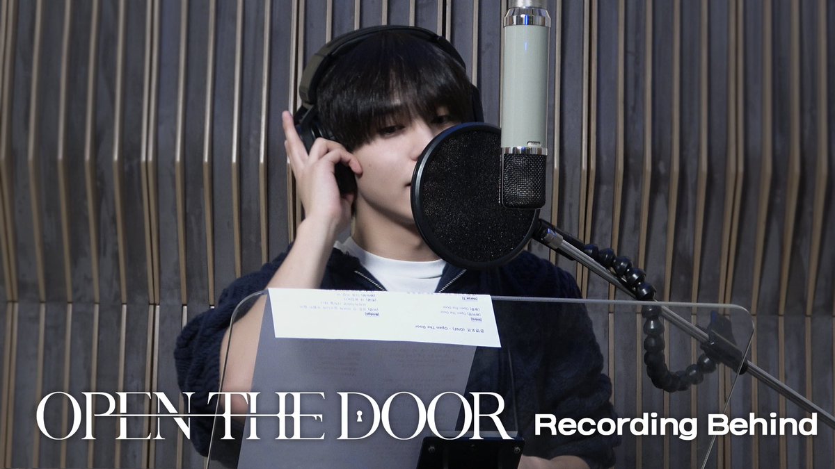 ONF_offcl's tweet photo. 온앤오프 (ONF) 'Open The Door' Recording Behind

https://t.co/FUHuK8T0Gb

#온앤오프 #ONF
#ONF_OpenTheDoor #OpenTheDoor
#ONF_MY_SELF https://t.co/v9mVLbdWBF