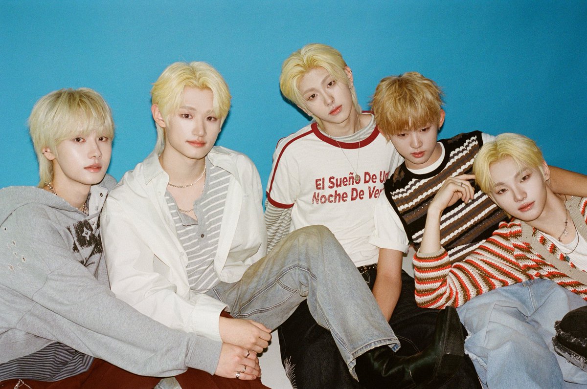 Splayitofficial's tweet photo. 𝐒𝐩𝐥𝐚𝐲𝐢𝐭 ⇨ coming soon 

#은빈
#경욱
#에이든
#은찬
#윤찬 https://t.co/NB95JzRFLs