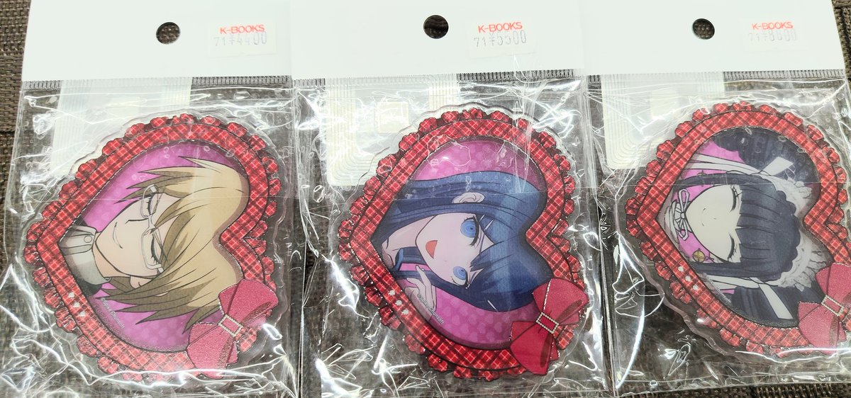 入荷情報〰️ 『ダンガンロンパ』 ハート型アクリルバッジ ¥8,800 入荷
