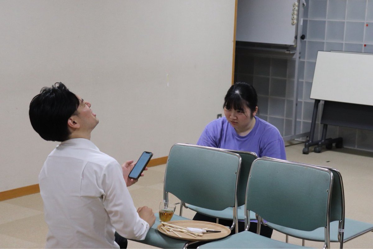 takekoshi_eri's tweet photo. ジョニー、今日のジョニーの写真、超至近距離か遠目の写真しかなくて…ごめん……
稽古場いたのに載せられなくて、ごめん……………… https://t.co/ktS6if03K2