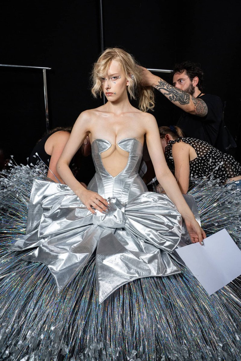 kendam_com's tweet photo. Backstage at Germanier Fall Winter 2026-2027 Haute Couture show in Paris (July 7, 2026)
https://t.co/BYivfFtMdC

#Germanier #Backstage #HauteCouture #FW26 #ParisCoutureWeek #Kendam https://t.co/hbnc1GX4RH