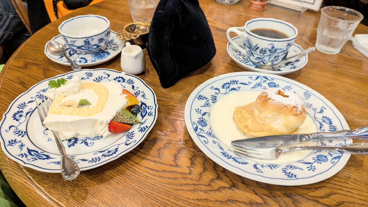 _hanisuke's tweet photo. 前から気になってた西洋茶館についに行けた
素敵な雰囲気のお店でした https://t.co/pwgwOWZ4p1