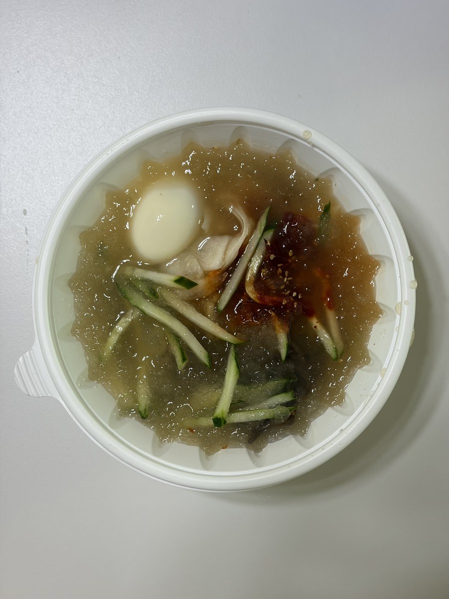 odebbl's tweet photo. 🦊 gotta give my stomach a bit of a break for a day so I can eat a lot again starting tomorrow
🦊 ㅋㄱㅋㄱㅋㄱㅋㅋㅋㅋㅋ

📸
🦊 It does look kinda small
🦊 ㅋㄱㅋㄱㅋㄱㅋㅋㅋ https://t.co/ffUxKYH7oR