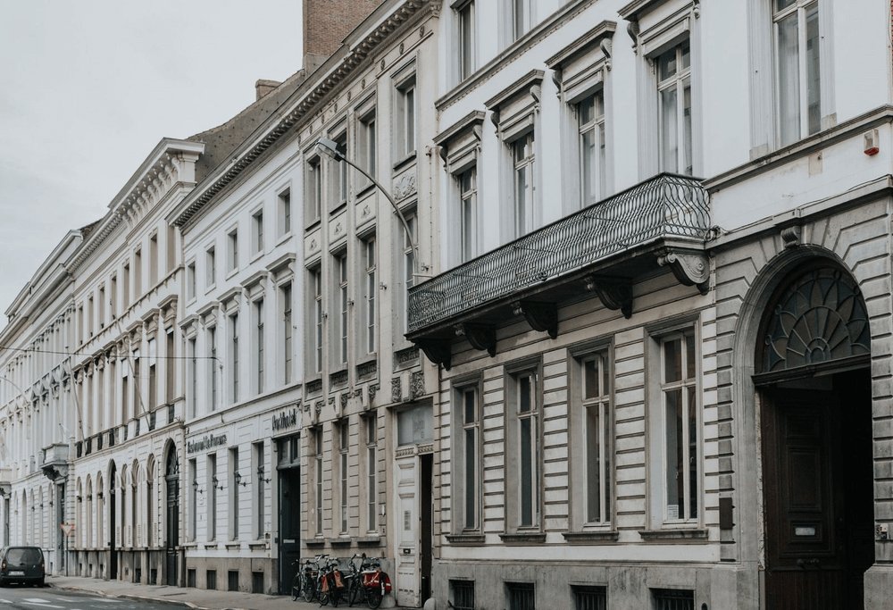 LexGobe's tweet photo. Advocaat-stagiair Vastgoedrecht (Transacties & Litigation) · BDL&T Advocaten zoekt een stagiair vastgoedrecht voor transacties en geschillen in een dynamisch kantoor in Gent! #BeJobs #LegalJobs https://t.co/IOTtT4lAIG