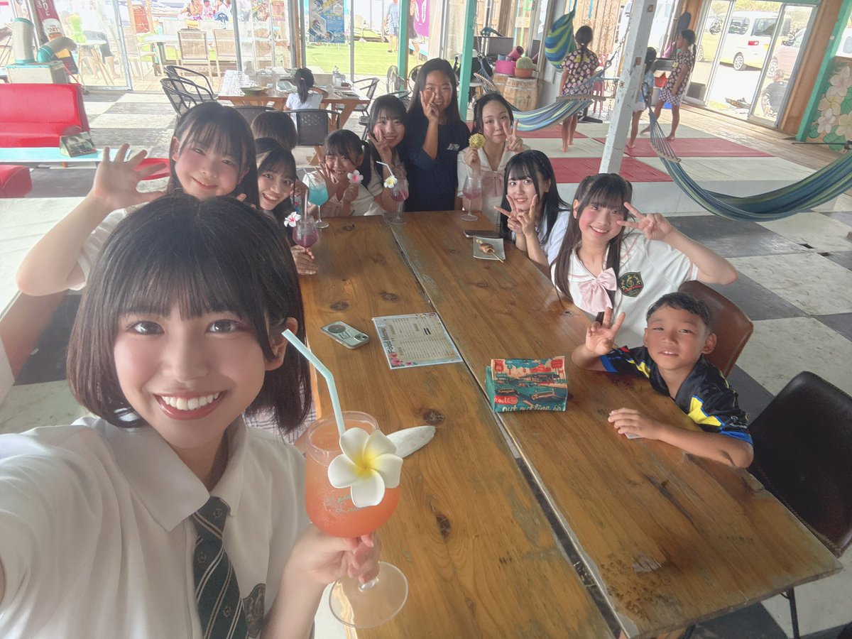 nana__lucky777's tweet photo. おつきら✨
ALL JAPAN JET SPORTS SERIES 2026
ありがとうございました💗
とってもアチアチで楽しかった🎶
出場されたみなさんお疲れ様です👏
次は、水上バイク乗ってみたい!笑
子どもたちと遊んだり
すいか食べたり🍉
夏の思い出できた🏖☀️
#JJSA
#ほくりくアイドル部 https://t.co/Q41JQQx0hX