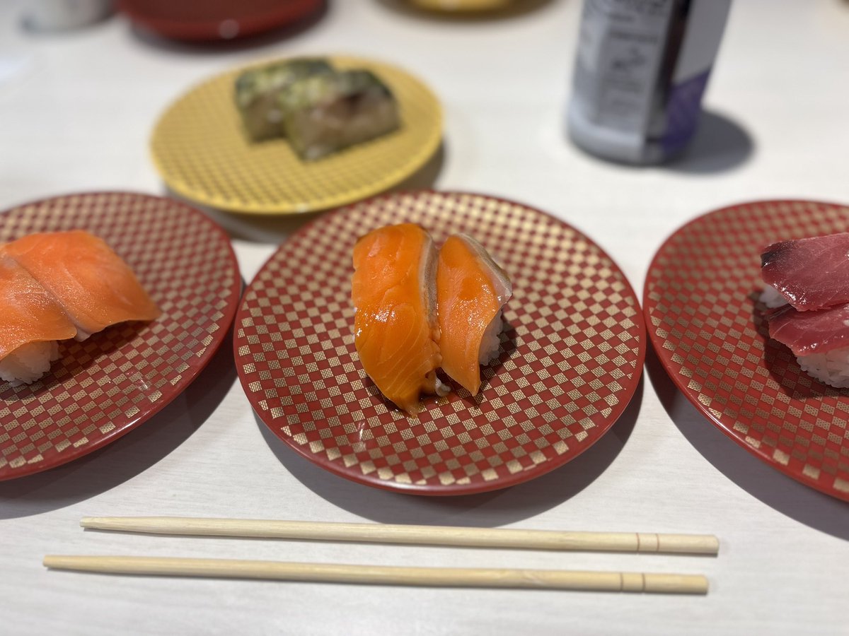 SougouTarou's tweet photo. アフターは飯を梯子 https://t.co/vpStr4qodt