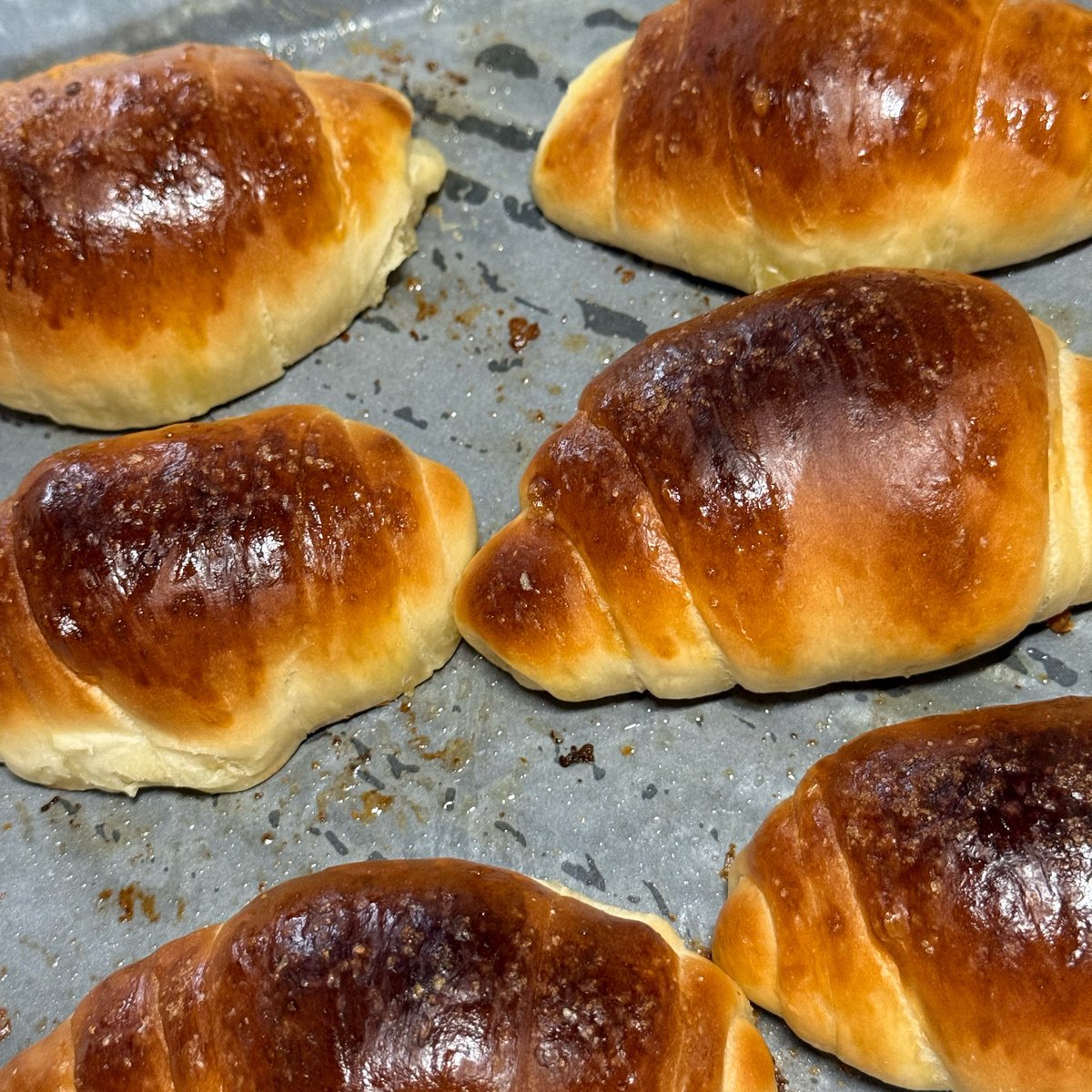 po_nnu's tweet photo. 塩パン作り第2回目🥐 https://t.co/ktRku0Kxlr
