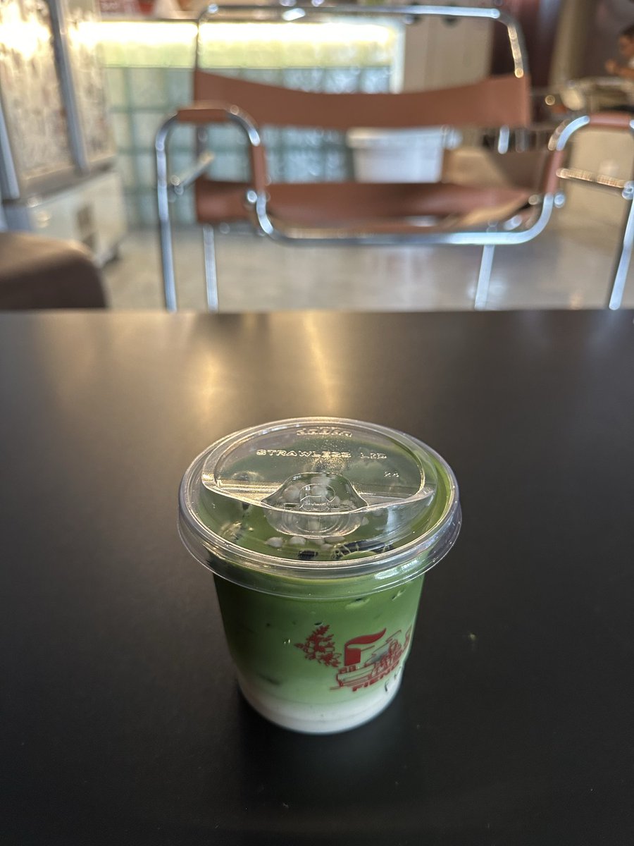 bacsjunior's tweet photo. My fave matcha here at Fiend 😊🍵💚 https://t.co/g5rFRJLypU