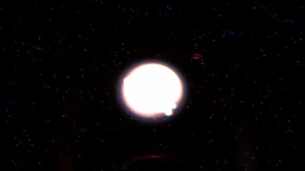 explorespacegv's tweet photo. On Earth, a barely-flammable material might self-extinguish  gravity pulls hot gas up fast enough to snuff the flame. On the Moon, gravity is 6× weaker. That same material could burn indefinitely. @NASA  is sending a fire experiment to the lunar surface .t https://t.co/XW7uRVZxMX