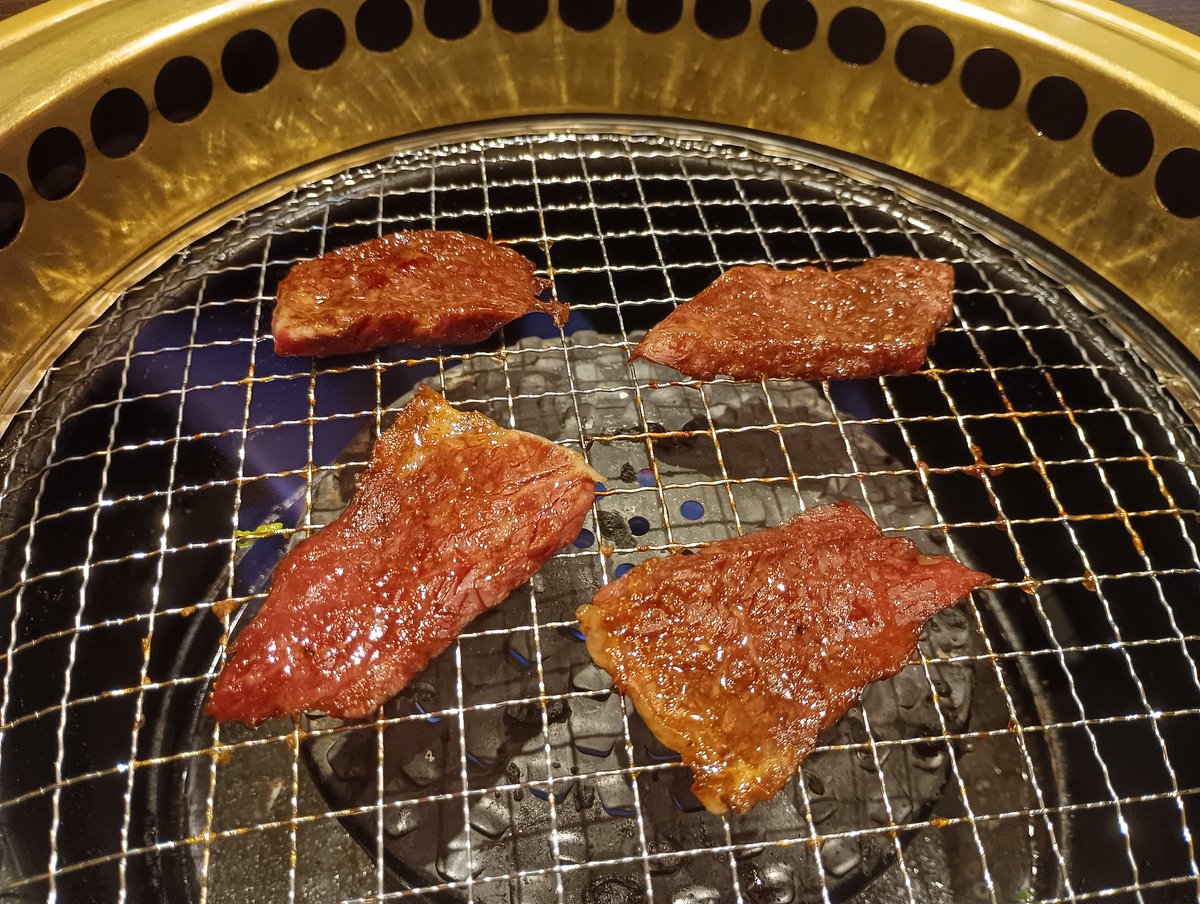 irrlicht2013's tweet photo. 焼肉道盛(荻窪)でハラミ定食(¥1180)食べた。2020年オープンの本格焼肉店。定食だが自分で焼くスタイル。肉質悪くないが、特別おいしい程でもない。120gじゃ物足りなかった。スープ塩辛い。この値段なら良い方。 https://t.co/IkfriCFQA8