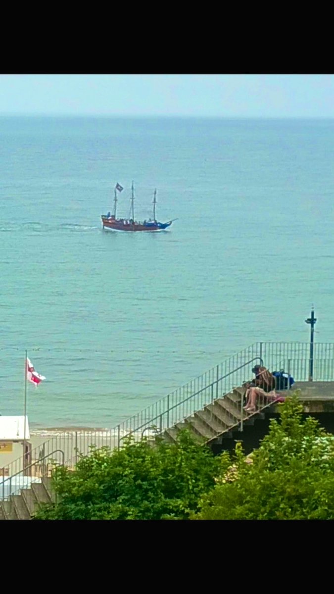 whitestarhullfc's tweet photo. Scenes #theseaside https://t.co/j3HHlh1tNK
