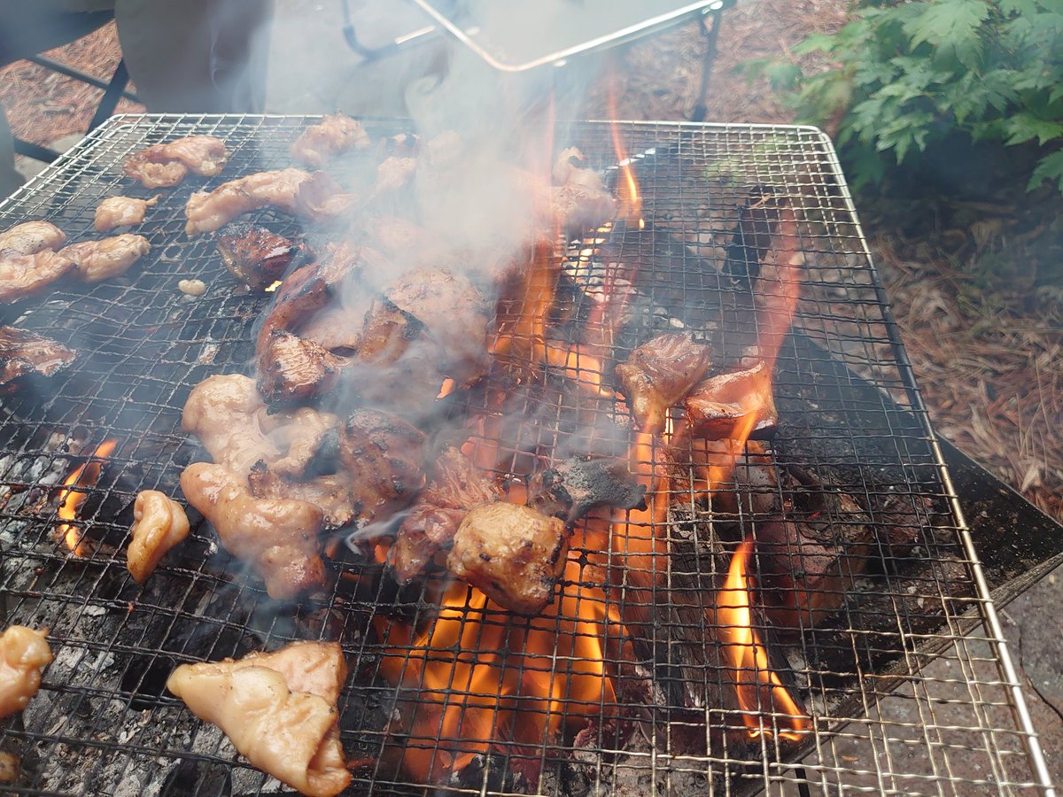 monobright0427's tweet photo. 今月のBBQ🍖🔥
炙りサーモン寿司🐟️も旨かった。 https://t.co/SBSPvxwTVt