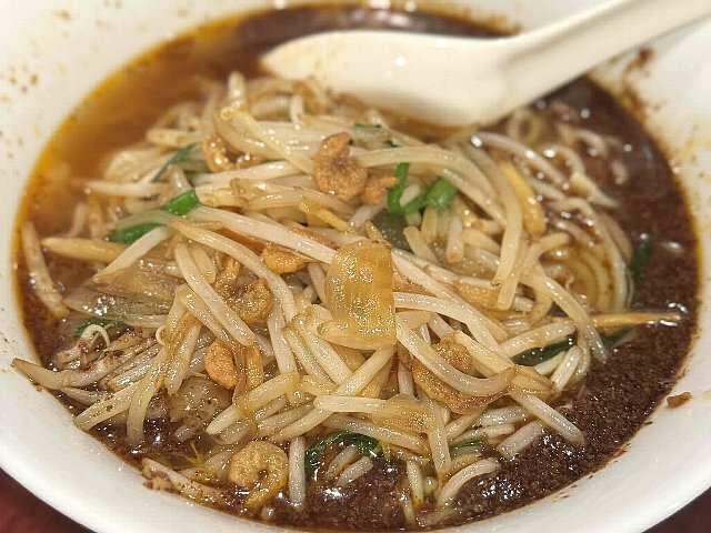 nelnagano's tweet photo. 7/14 今朝のblog記事は、

美味城＠松本の 「担々麺 750円」

実は麺を頂戴するのは20年振りでした。

https://t.co/omoNYeozsi https://t.co/g25QmZ8YXV