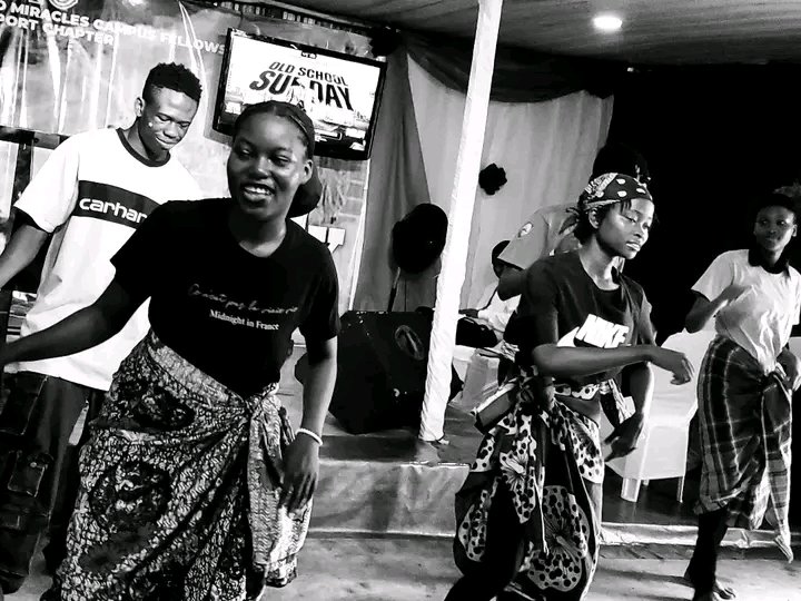 mfmcf_uniport's tweet photo. RMTT came and gave the scripture in Drama and Dancing.
#RMTT #oldschool #dancing #mfmworldwide #oldschoolsunday #mfmcfuniport https://t.co/oYOlARmnfk