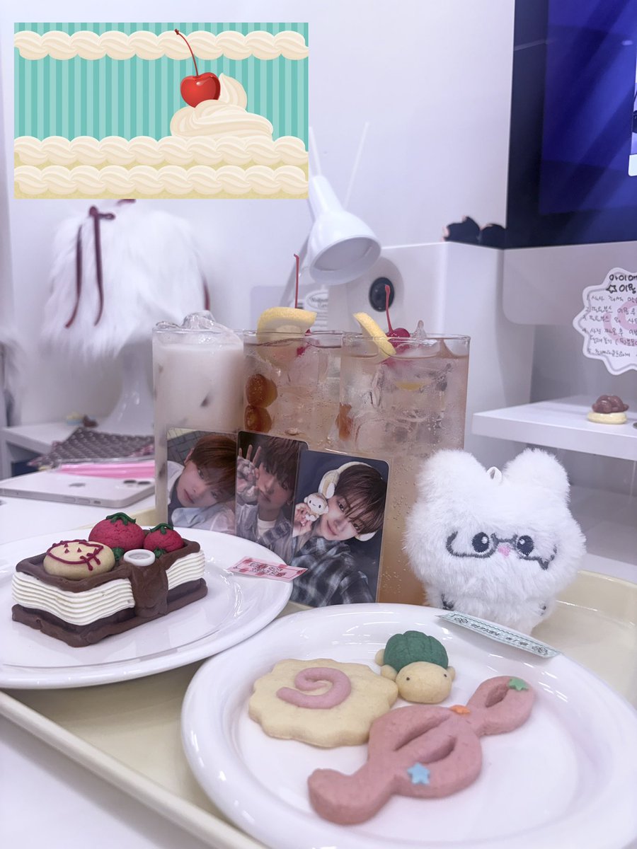 HNI0O's tweet photo. 데옾하고 홍대에서 놀쟈···♡ https://t.co/8FhE1bWfiP