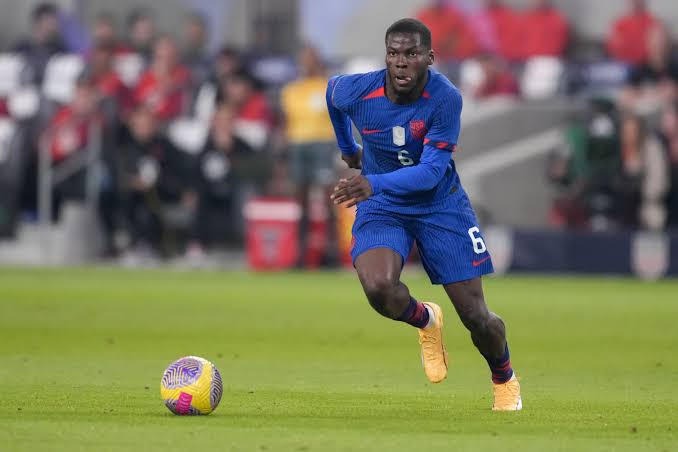 Ekremkonur's tweet photo. 🚨#ACMilan Leeds United have strong interest in USMNT midfielder Yunus Musah.

📌 Daniel Farke sees him as a key reinforcement for next season; Leeds had planned to scout him during the World Cup.

👀 West Ham are also monitoring the 23‑year‑old, having tried to sign him last year.

📌 Musah has returned to Milan after his loan at Atalanta, and the club are open to a permanent exit.