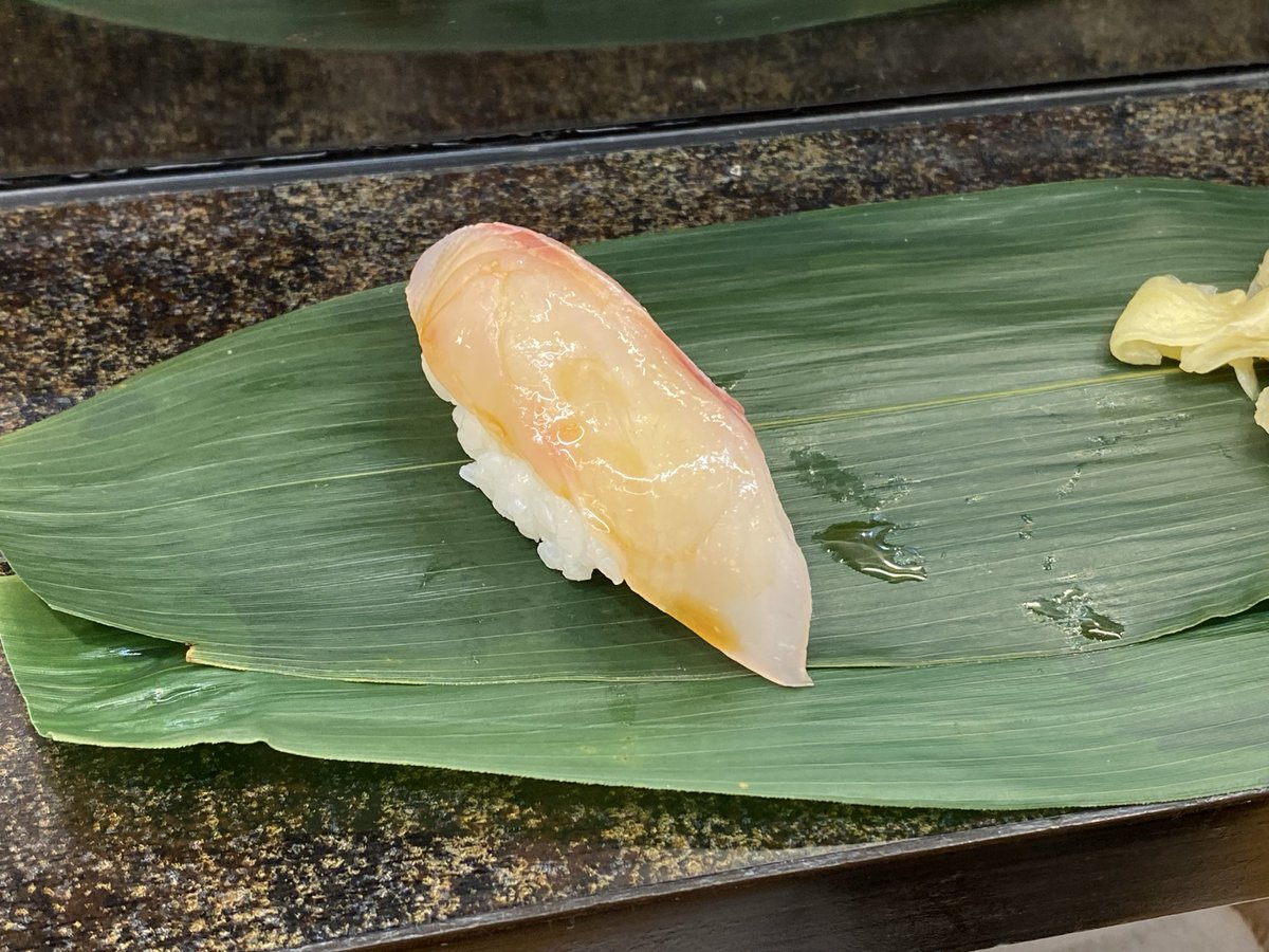 Gdoara's tweet photo. 寿司食って帰ります https://t.co/Vy5KjJtenw