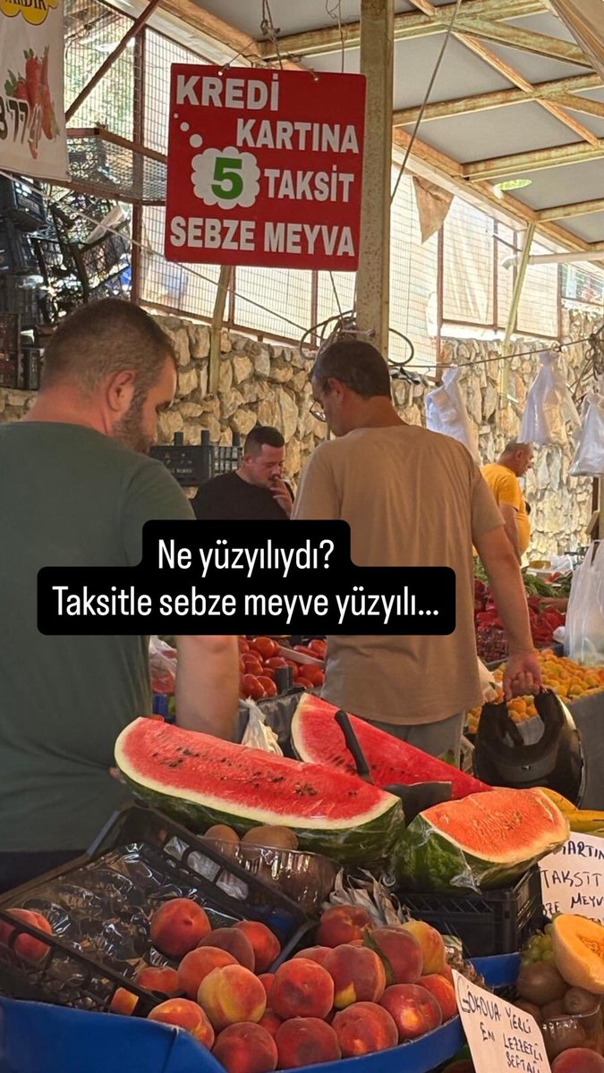 sabahatakkiraz's tweet photo. Ne yüzyılıydı?
Taksitle sebze meyve yüzyılı… https://t.co/2MsZkvONPZ