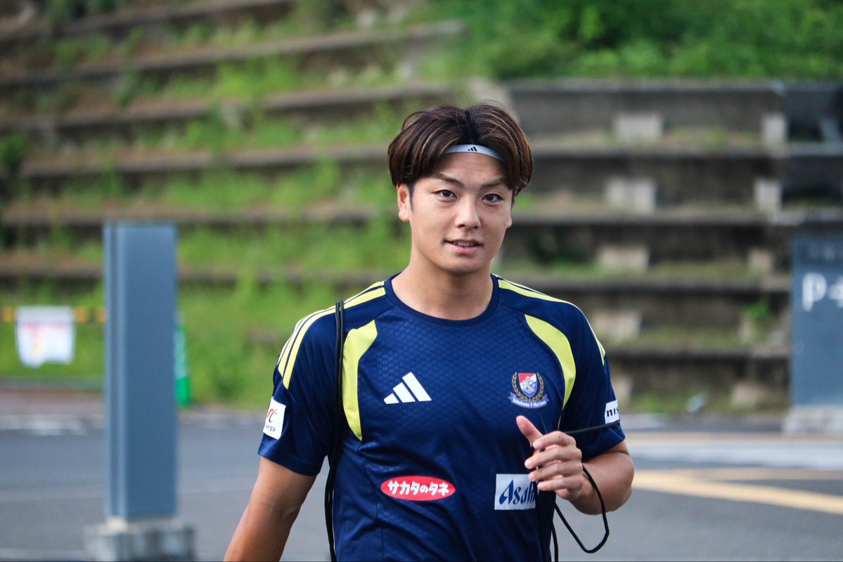 prompt_fmarinos's tweet photo. ———————————————
　📌 𝙏𝙍𝘼𝙄𝙉𝙄𝙉𝙂 𝙋𝙃𝙊𝙏𝙊𝙎
　#宮崎キャンプ2026 1日目
———————————————

#fmarinos https://t.co/eO6mGNEymo