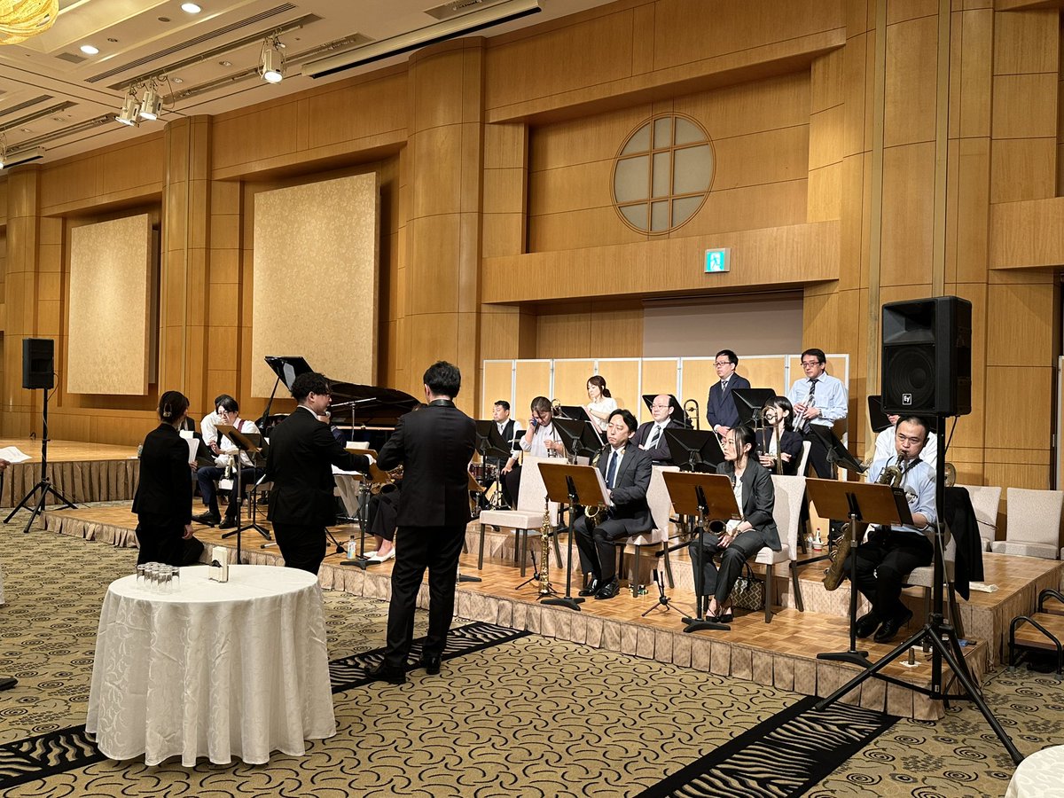 aooie's tweet photo. 本日は某ホテルで某学会の
演奏ゴトシ！

この感じ久しぶりでワクワク！w

リハも終わって、そろそろ本番！ https://t.co/JpE8XsjJg2