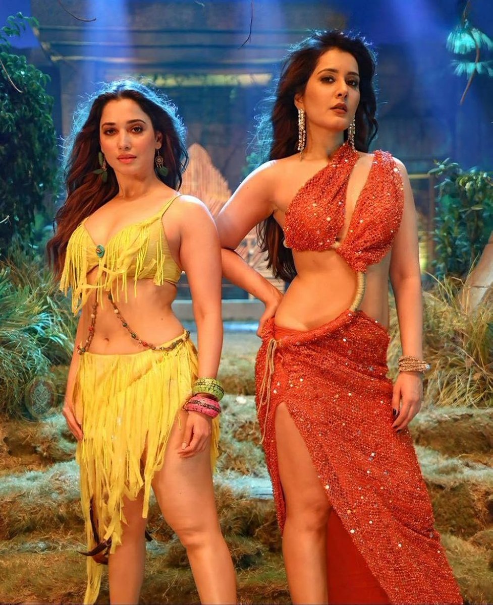 nlmkmrn's tweet photo. @Im_revathi_ Achacho duo 🥵 https://t.co/QwwUzuJcON