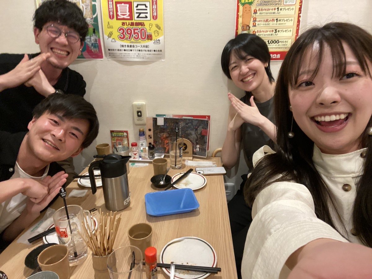 SK2____'s tweet photo. 【4声企画】
蝉と、あの子さん(@hitonatunosemi)の「誰かの願いが叶うころ」を素敵なメンバーと一緒に歌わせていただきました𓆦
1日、3時間半という限られた時間でしたが本当に濃い時間でした。是非お聴き下さい..！

Vocal:(@ministop_mer)
Top:(@cr248_mrk)
2nd:りんたろーくん
Bass:こすけ https://t.co/jnodI328Gb