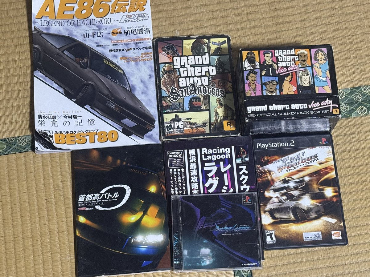 86_Lev_g4a_fspl's tweet photo. 売れるもん無いかと探してたら売りたくない物ばかり発掘される https://t.co/L3MFyFOrgu