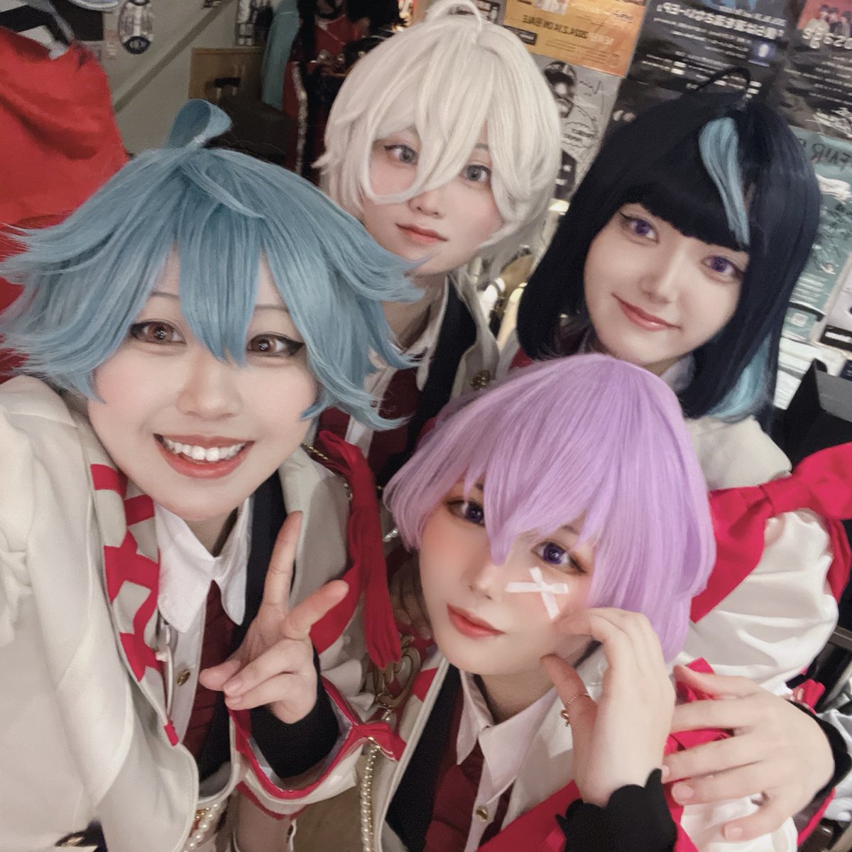 konasi_cos's tweet photo. 本日は素敵な併せに参加させていただきありがとうございました！！歓声が沢山で踊っていて楽しかったし、何より嬉しかったです！一応 #あーるけーゆーてー っていうタグもあるので感想など呟いて頂けたら嬉しいです🤩🤩

エ▶︎ゆあ
ユ▶︎リン松
ラ▶︎こなし
カ▶︎たむ

#Cosたいむ https://t.co/7xdwsx9Jz3