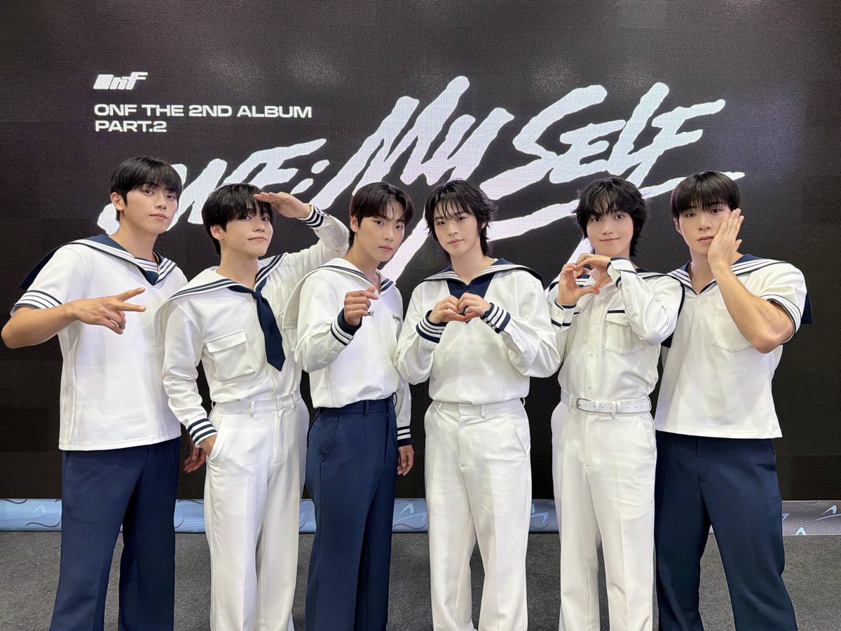 ONF_offcl's tweet photo. 260712
HANGANG VOYAGE

❤️🧡💜🖤💚💙💡

#온앤오프 #ONF
#ONF_OpenTheDoor #OpenTheDoor
#ONF_MY_SELF https://t.co/Aso6WgI4x7