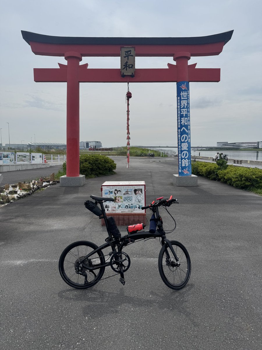 3850JP's tweet photo. 本日は、羽田経由のビックサイトのキャンピングカーショーへ。どれみても魅力的だが、荷物でごった返しとっ散らかる現実しか想像できん。愛車はパワーアップのため本日から一週間入院。
#verge P10 https://t.co/Dc6BsrQtDm