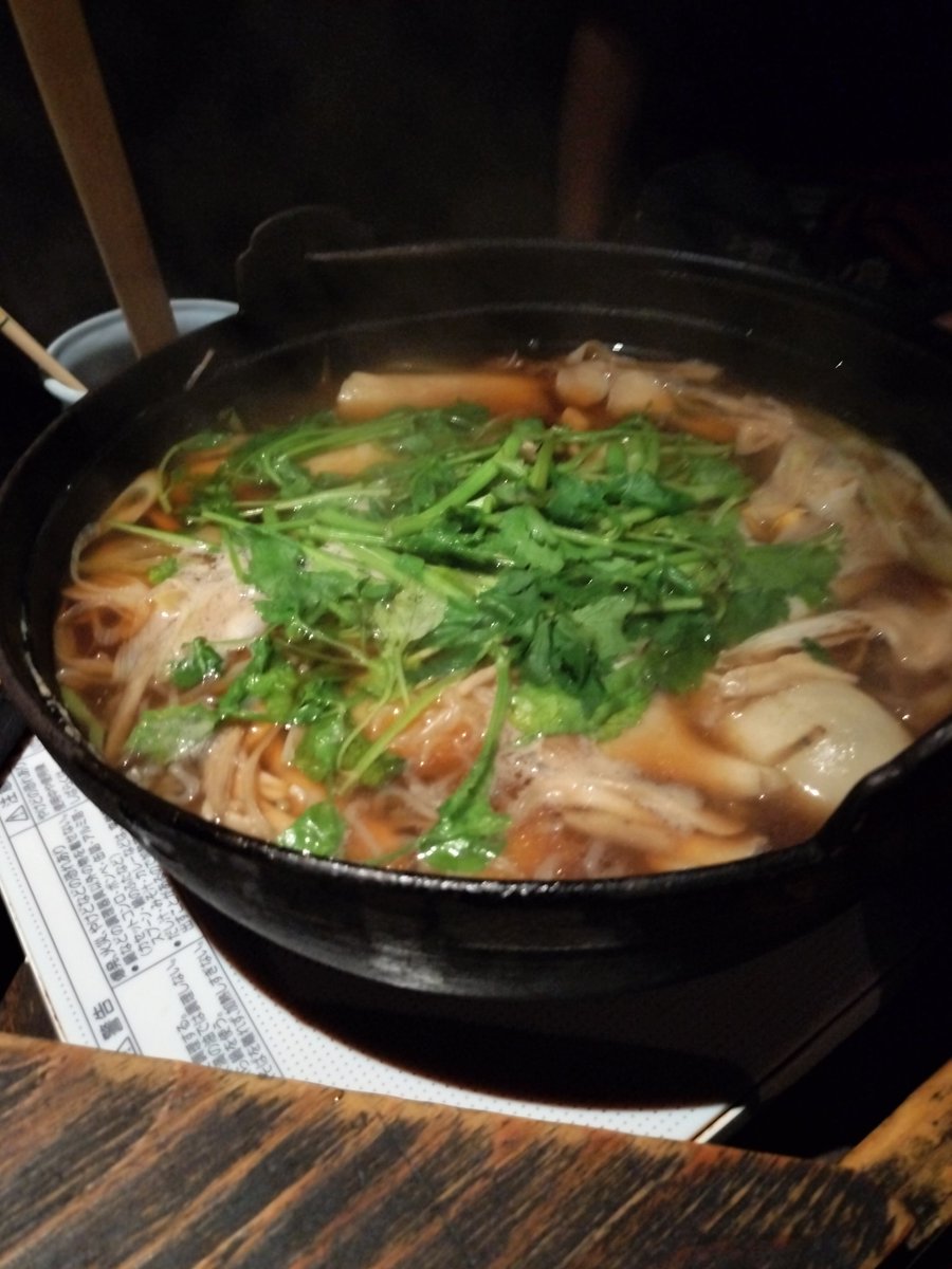 Eirik_bg's tweet photo. きりたんぽ鍋
出汁がめちゃくちゃ美味しかった
解説とかよそってくれたりとかサービスが良かった https://t.co/1DYPuOL66X